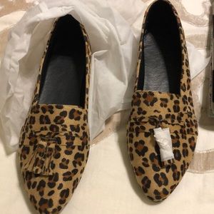 Leopard flats